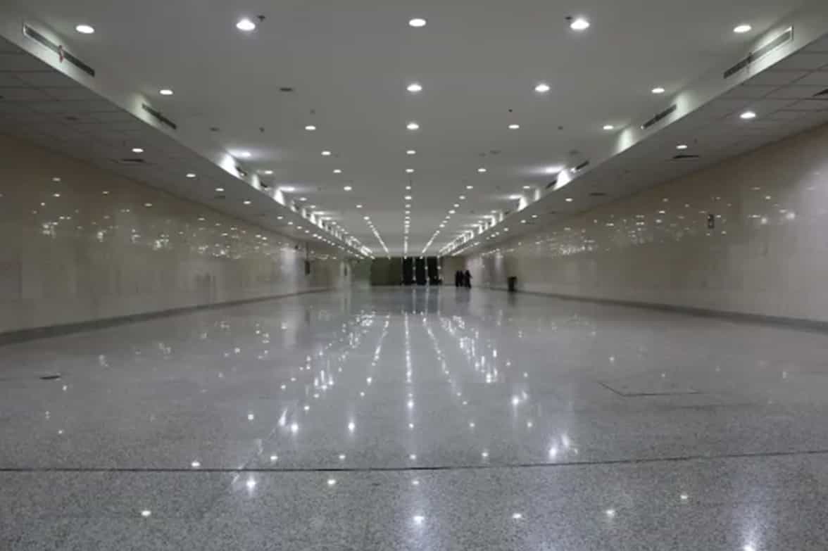 Hotel Spacious Empty Hall 