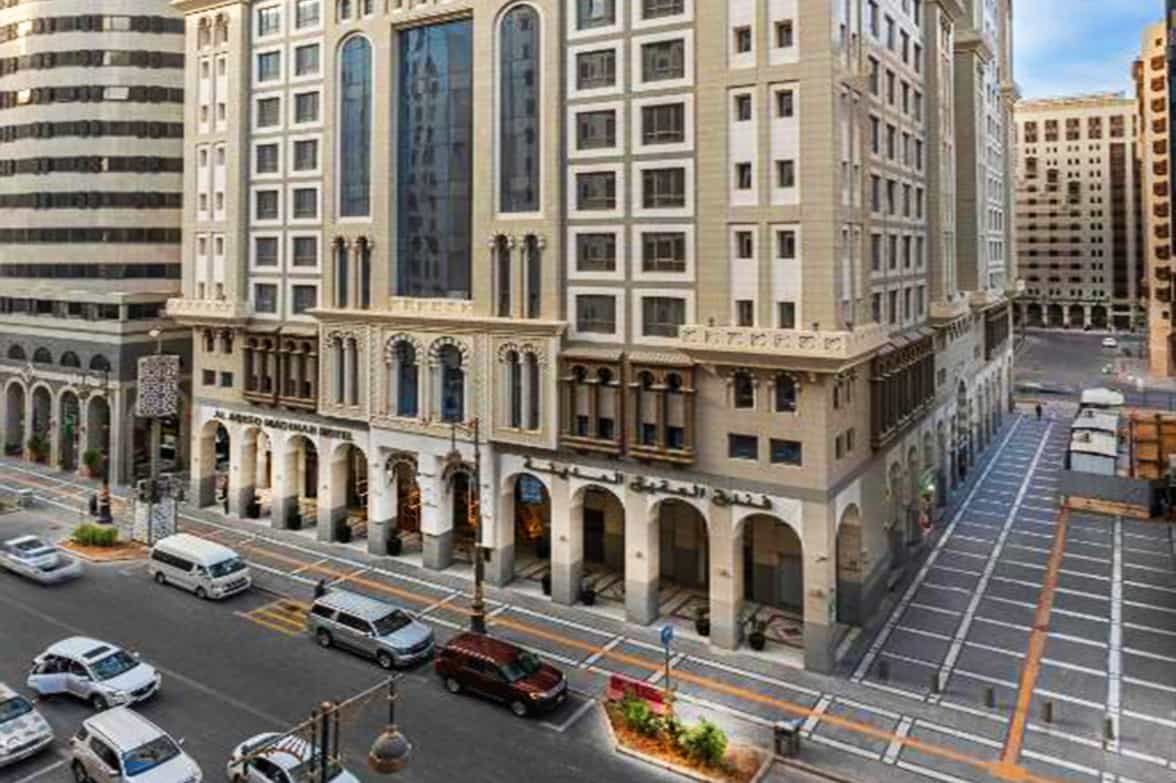 Promising Hotel Exterior 
