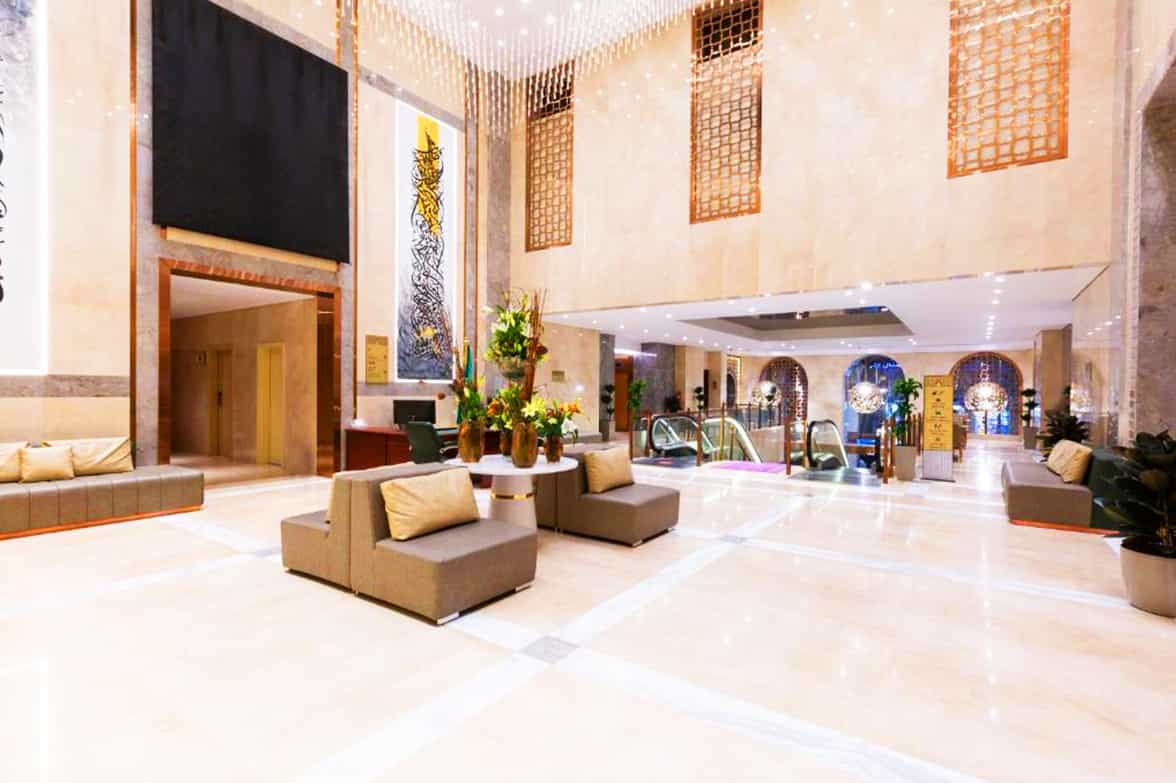 Sophisticated Hotel Sitting Area 