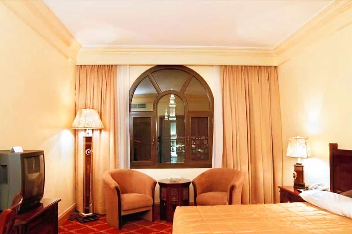 Upscale King Bedroom 