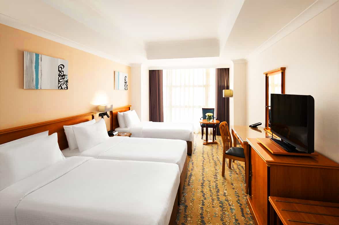 Regal Queen Triple Room 