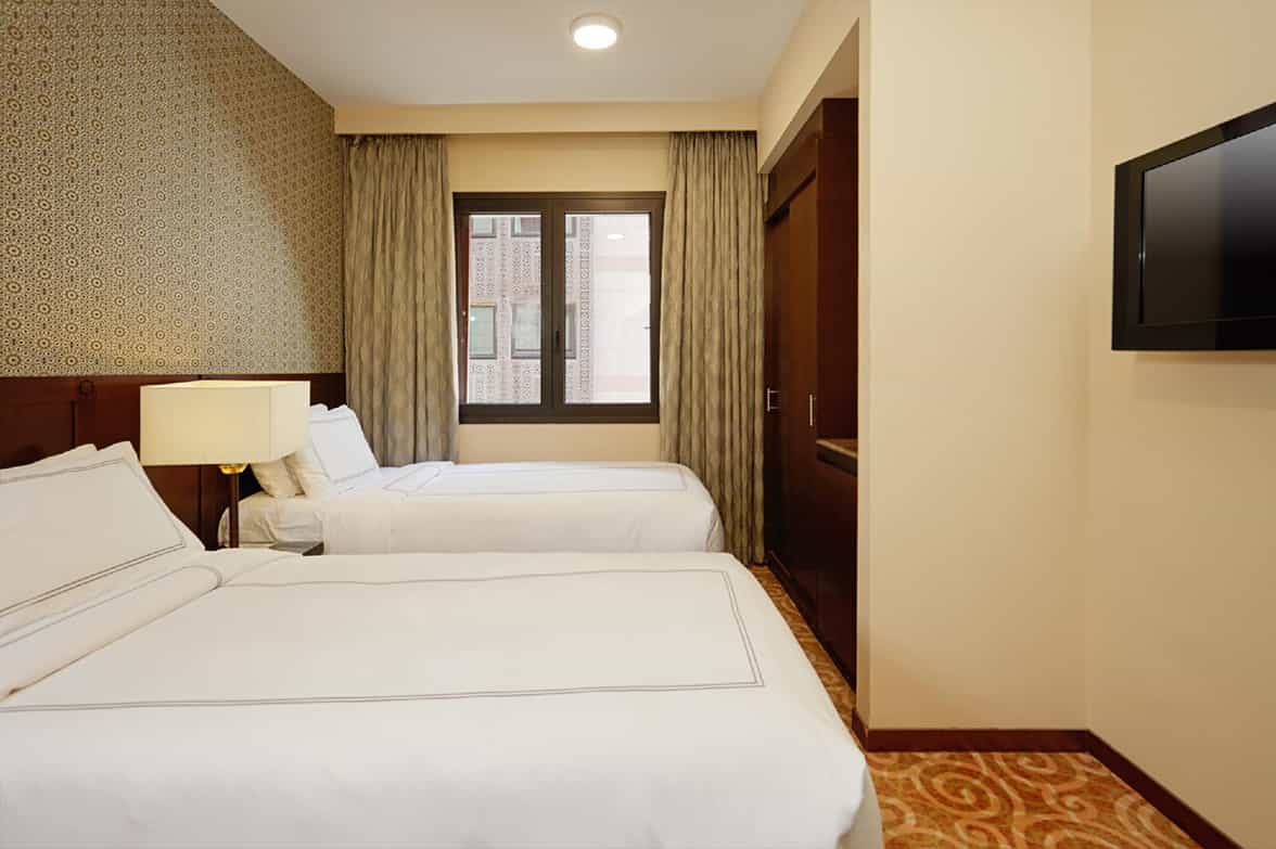 Contemporary Twin Room 