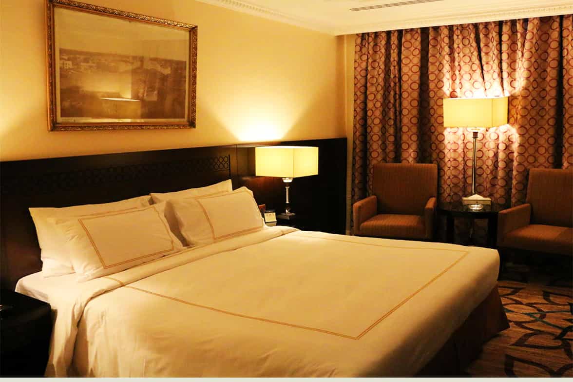 Cozy Bedroom Lighting 