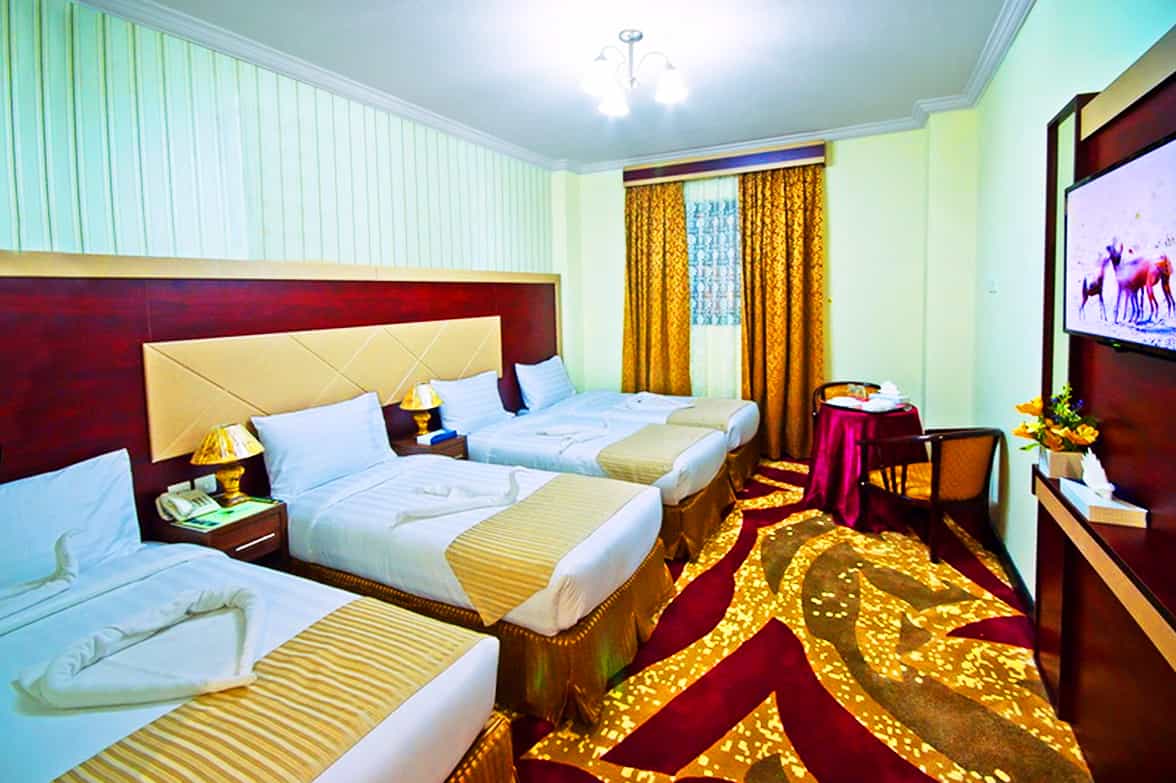 Standard Quad Room And Decor 