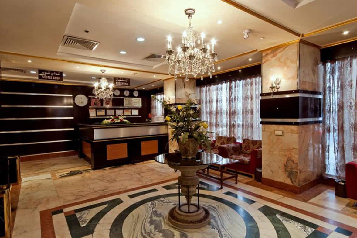 Hotel Chandelier Lobby Decor 