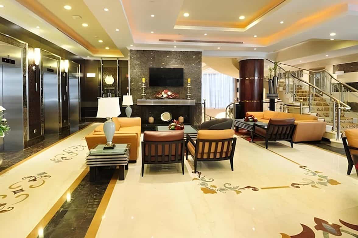 Hotel Lobby Sitting 