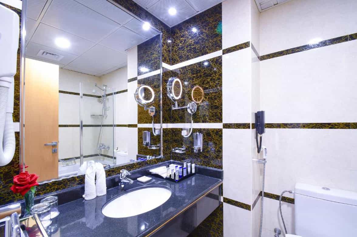 Premium Suite Washroom 