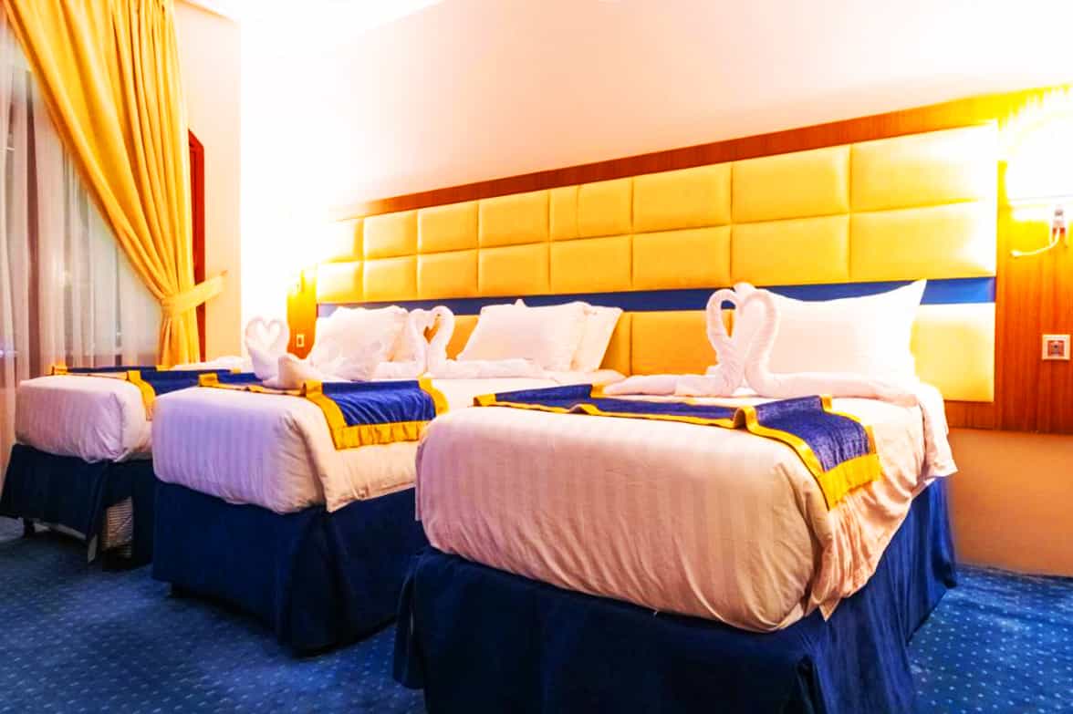 Modern Hotel Triple Bedroom 