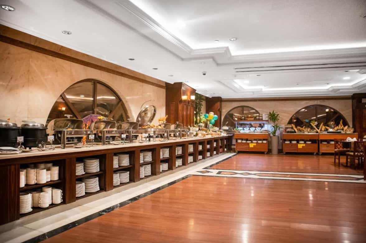 Hotel Buffet Setup 
