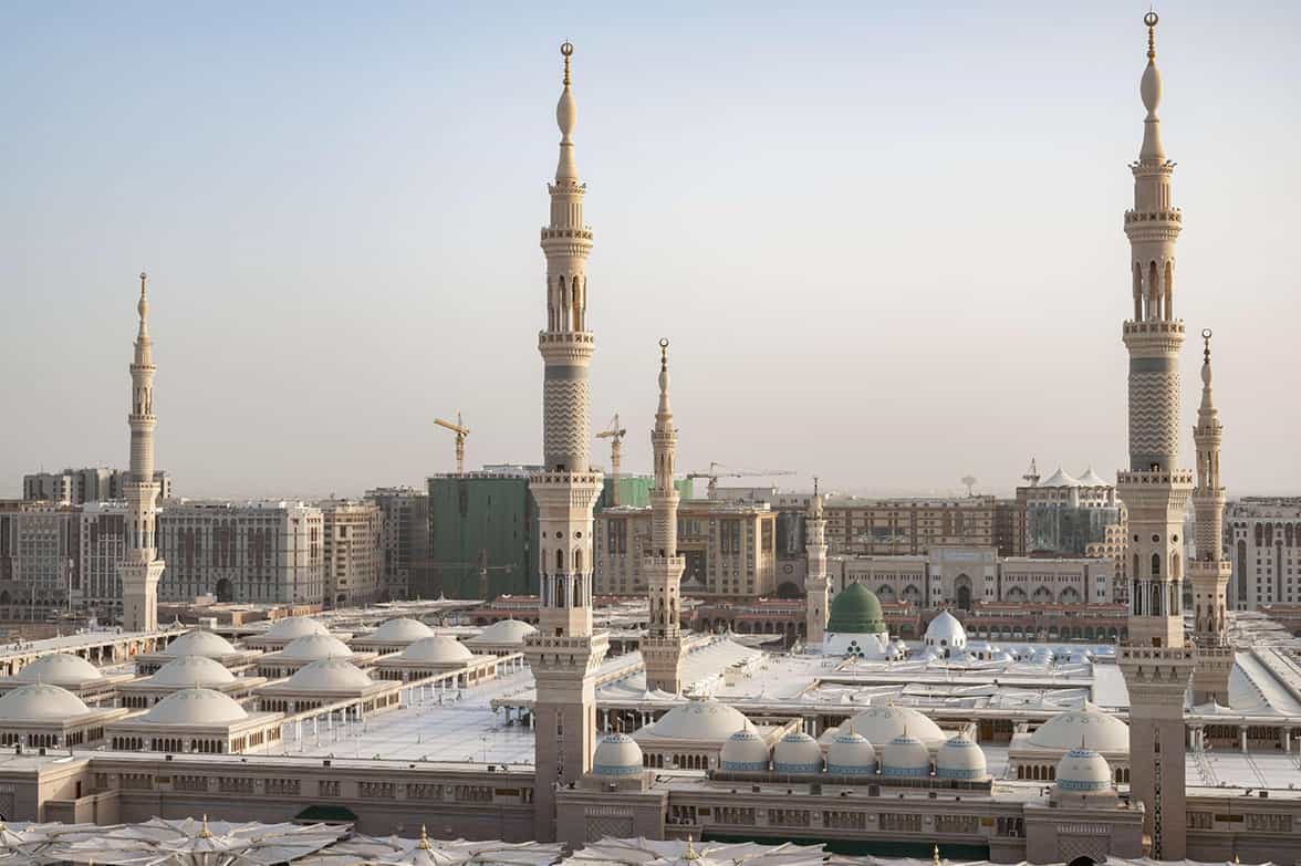Neighbouring Hotel Masjid View 