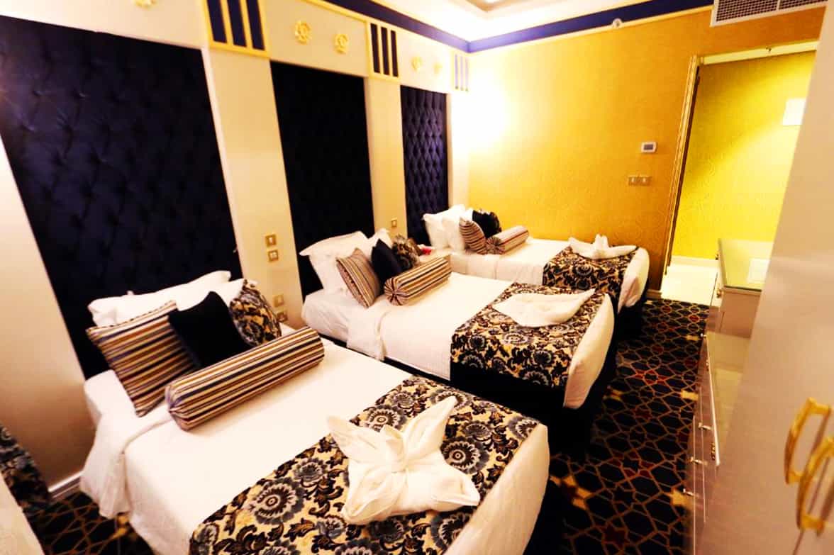 Nusk Almadinah Triple Queen Beds 