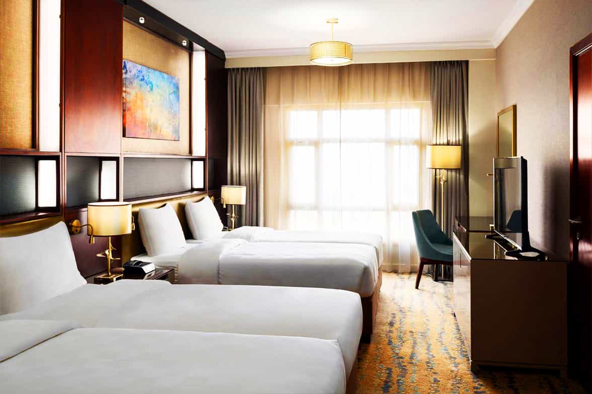 Signature Lux Triple Bedspread 