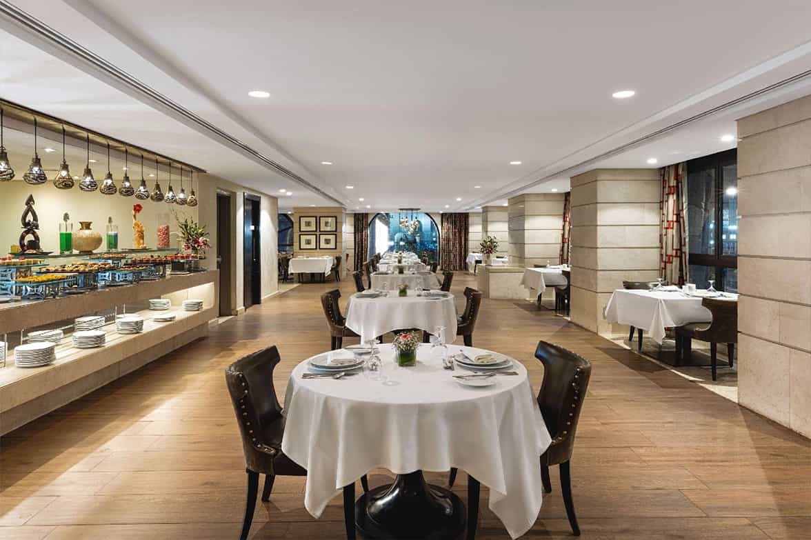 Plush Dining And Buffet Setup 