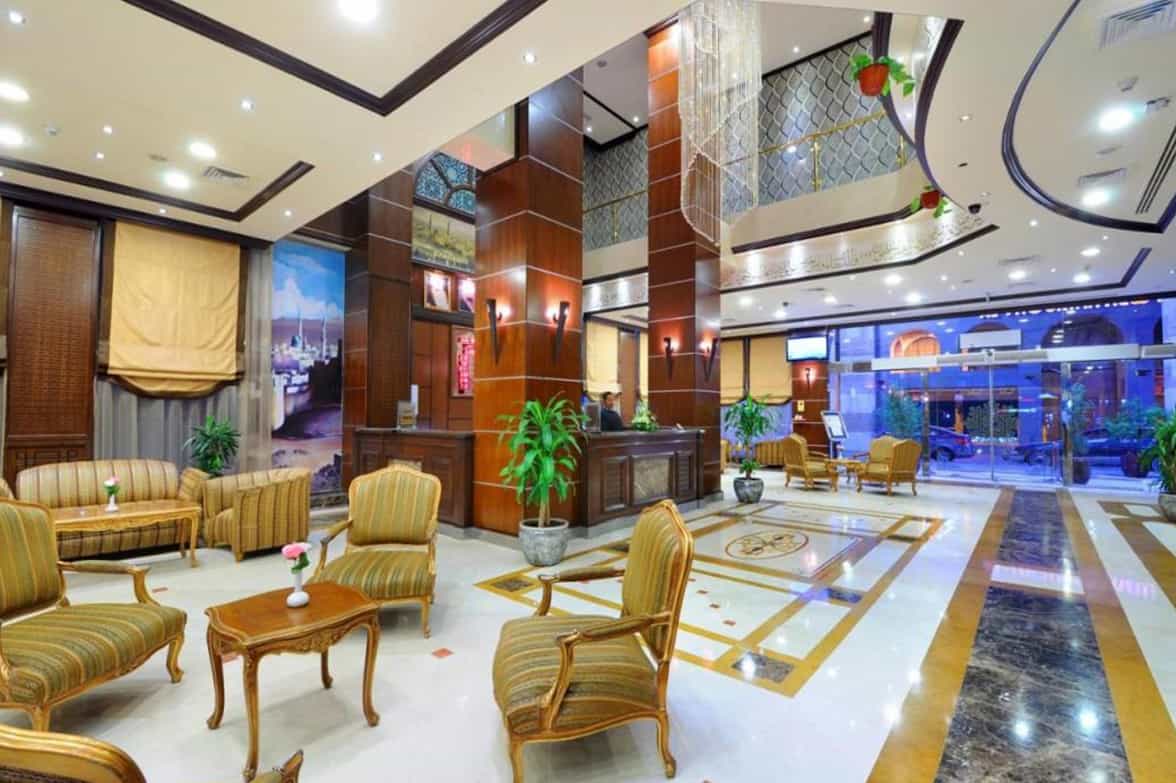 Zowar Grand Lobby 