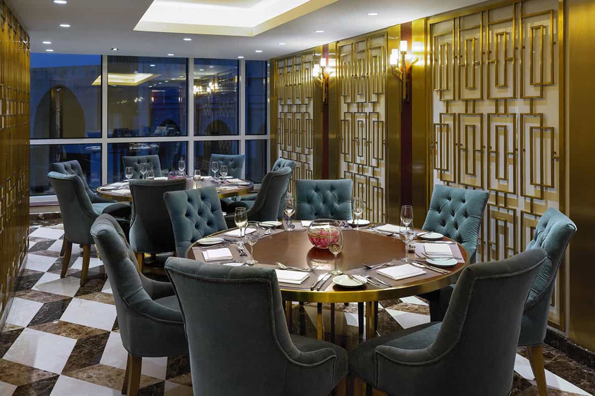 Majestic Dining Setup 