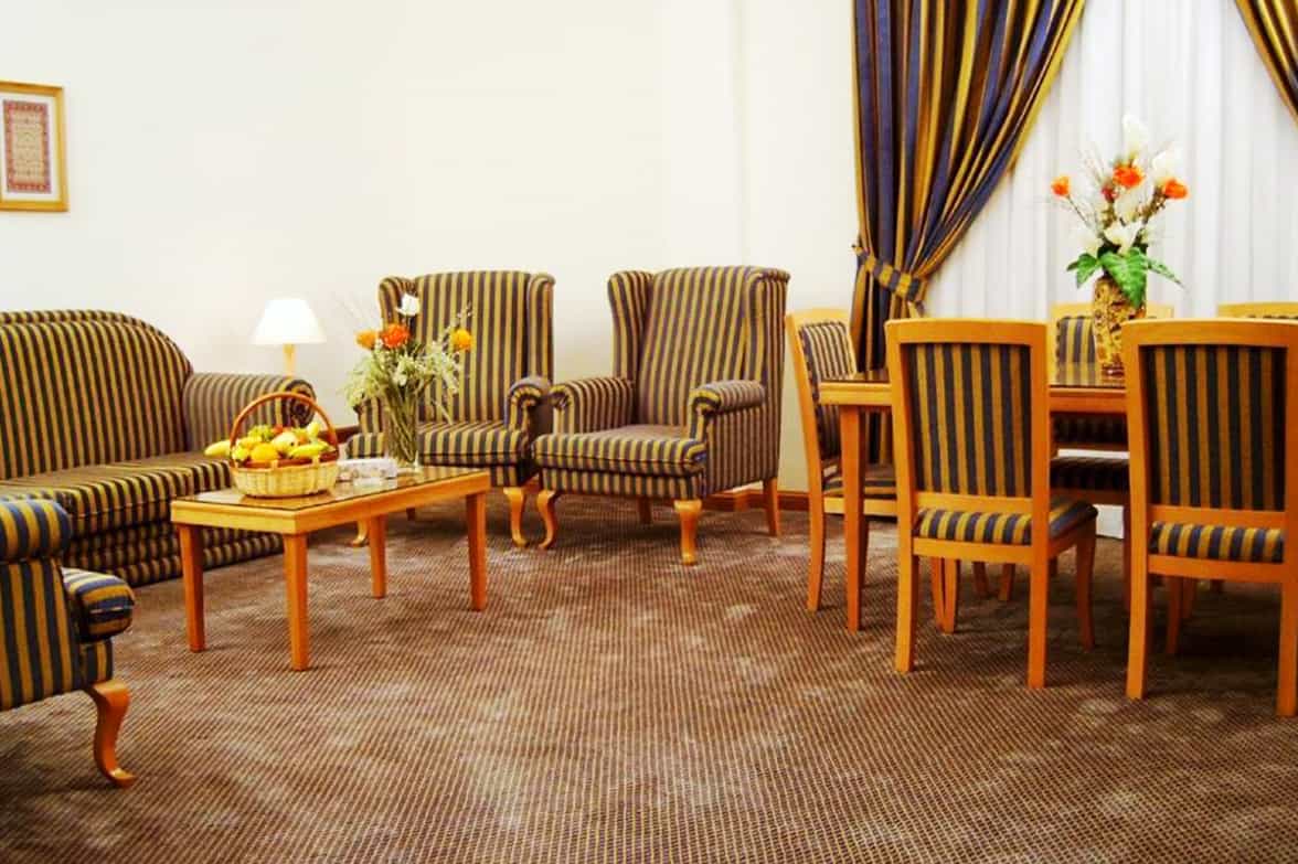 Grand Elaf Business Living 