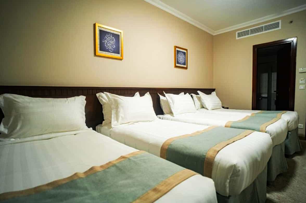 Plush Guestroom Bedspread 