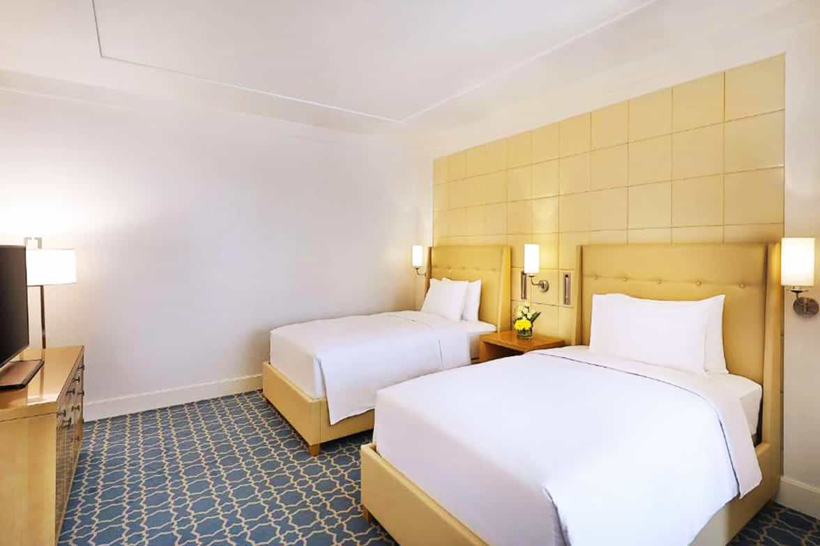 Crimson Twin Dream Room 