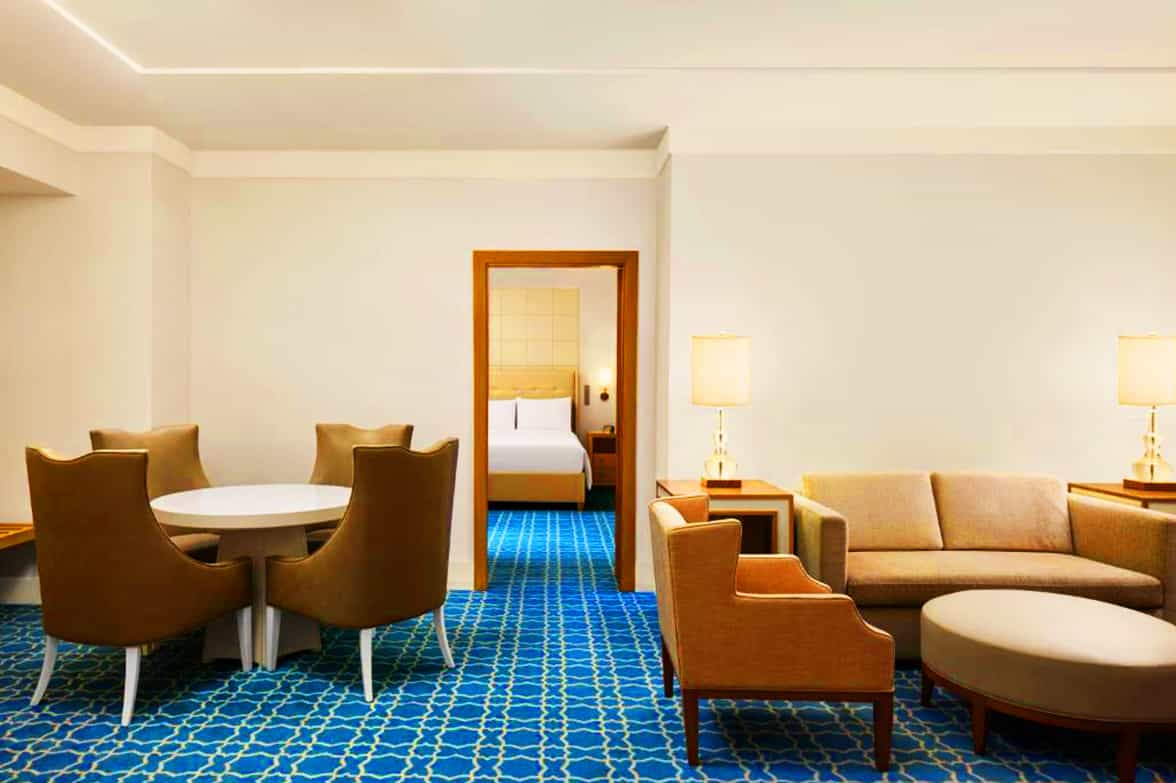 Elegant Oasis Suite 