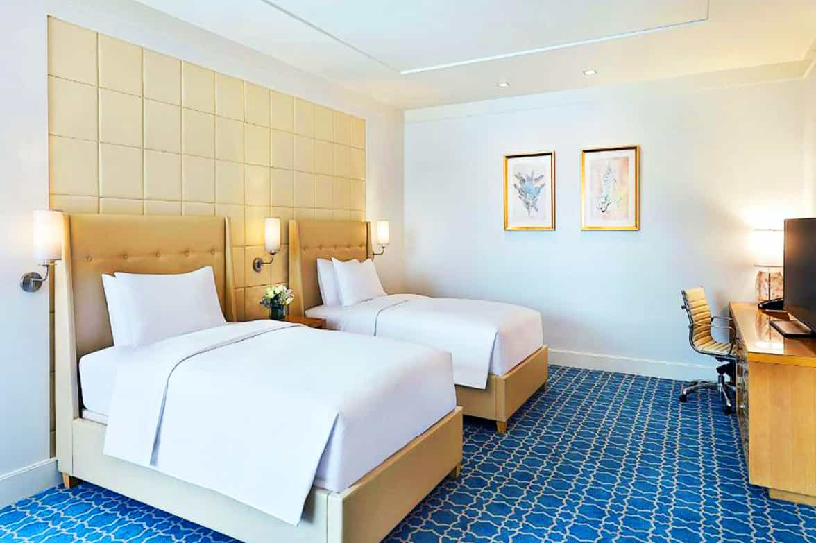Starlit Oasis Twin Suite 