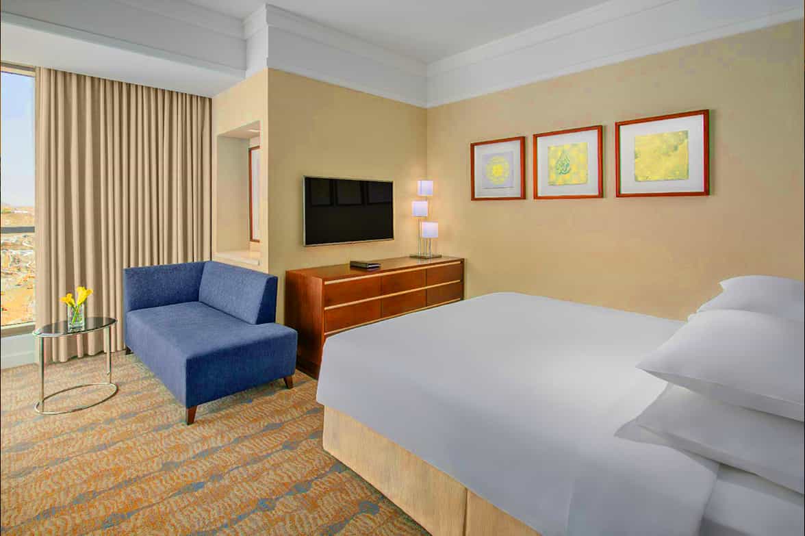Moonlit Vista Spacious Bed 