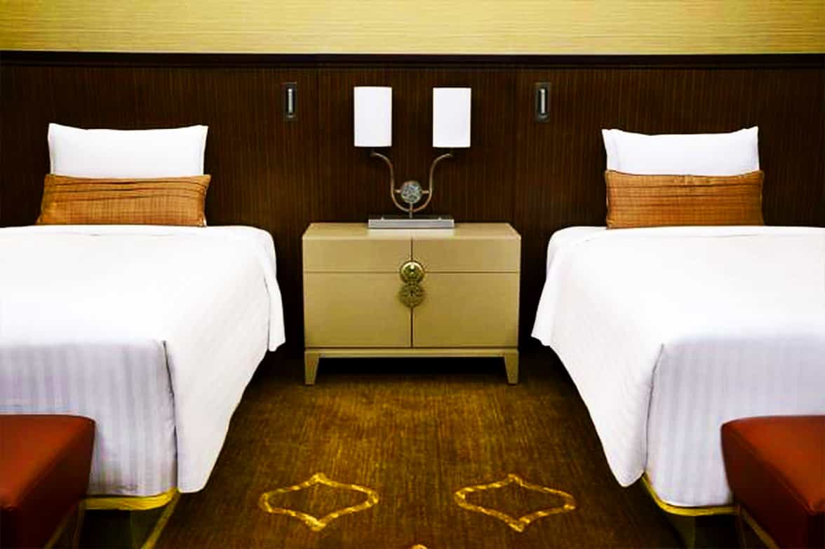 Luxury Guestroom And Comfort 