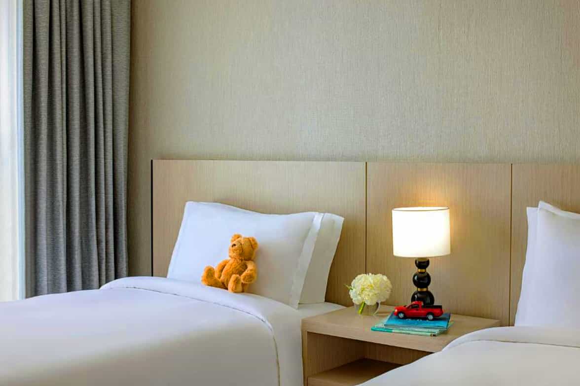 Twilight Reflection Junior Twin Room 