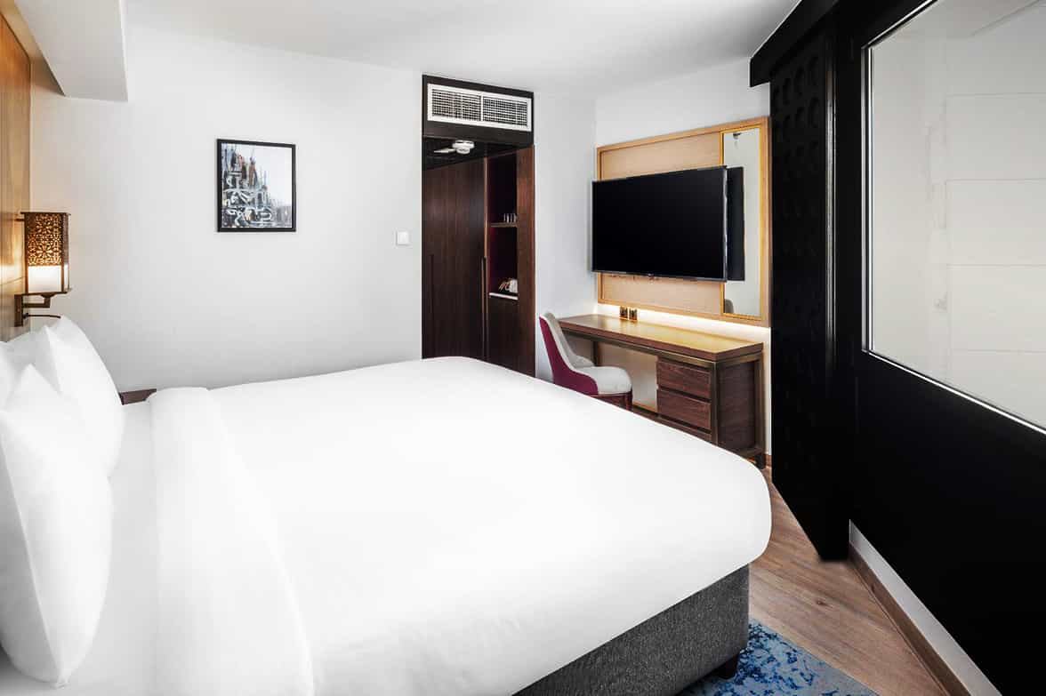 Cozy Luxury Bedroom Wardrobe 