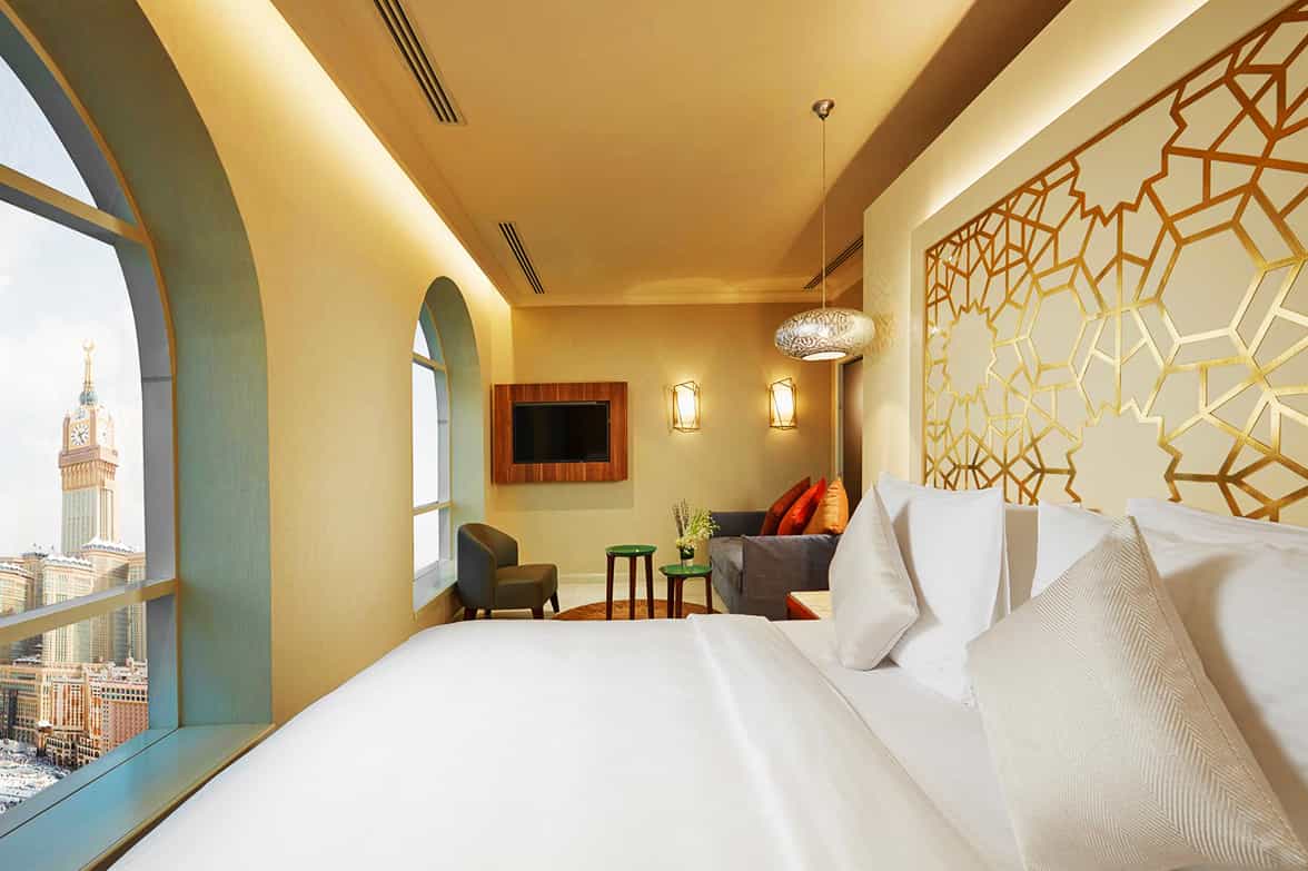 Dreamy Bedroom Retreat Sky View 