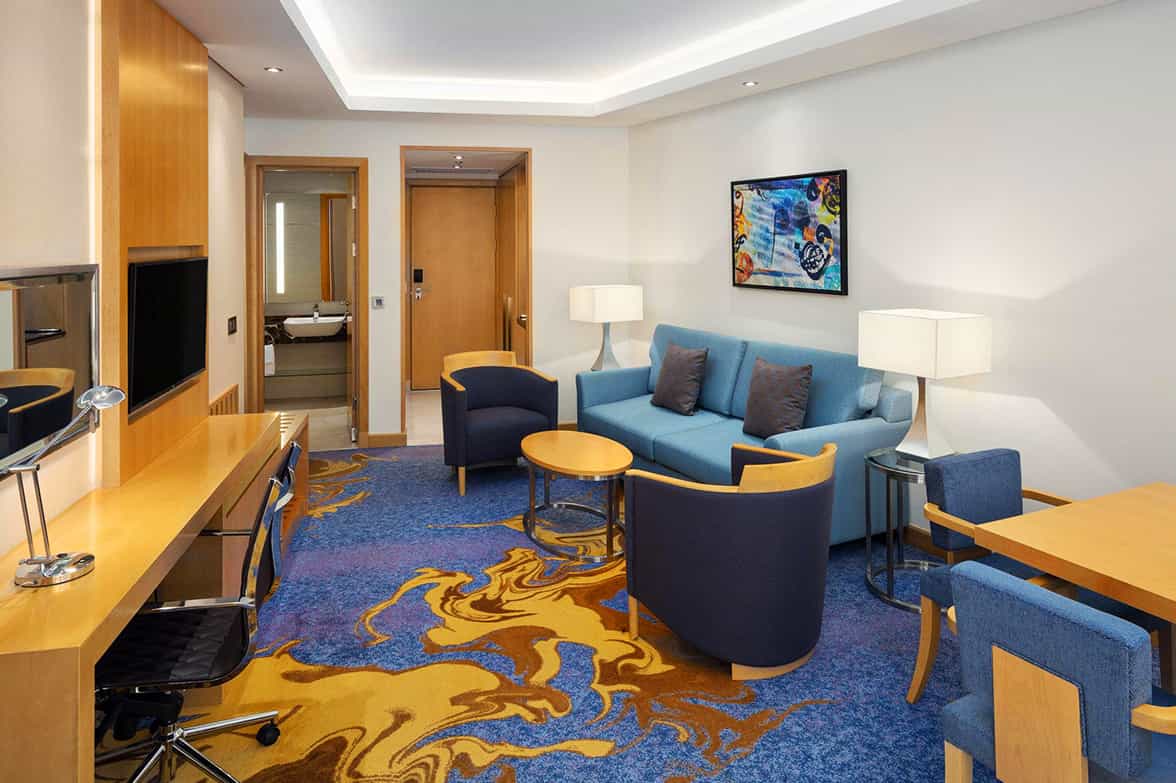 Comfortable Suite Living Closet 