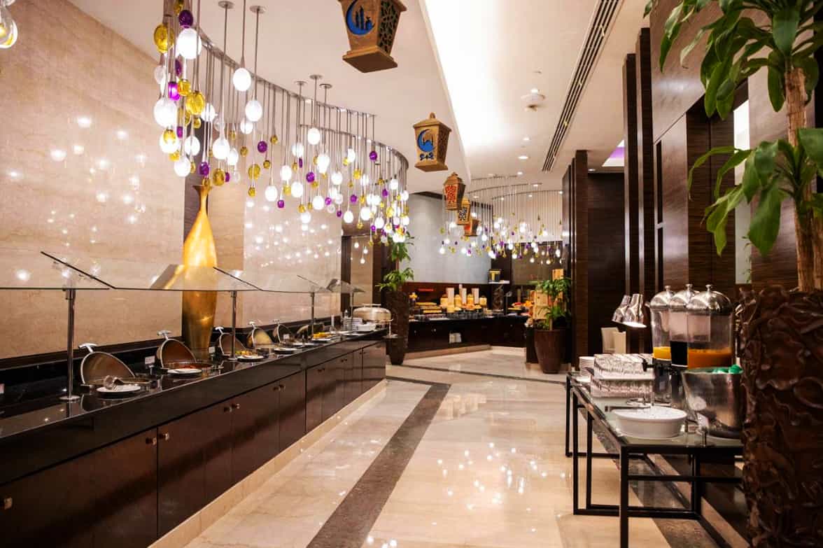 Lavish Buffet Grand Setup 