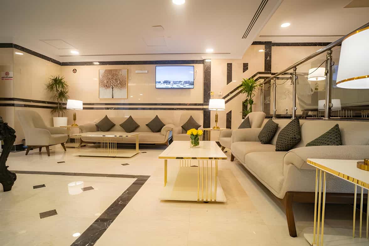 Spacious Hotel Sitting Hall