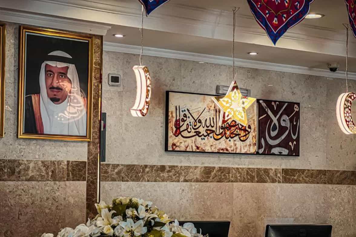 Hotel Decor Wall View