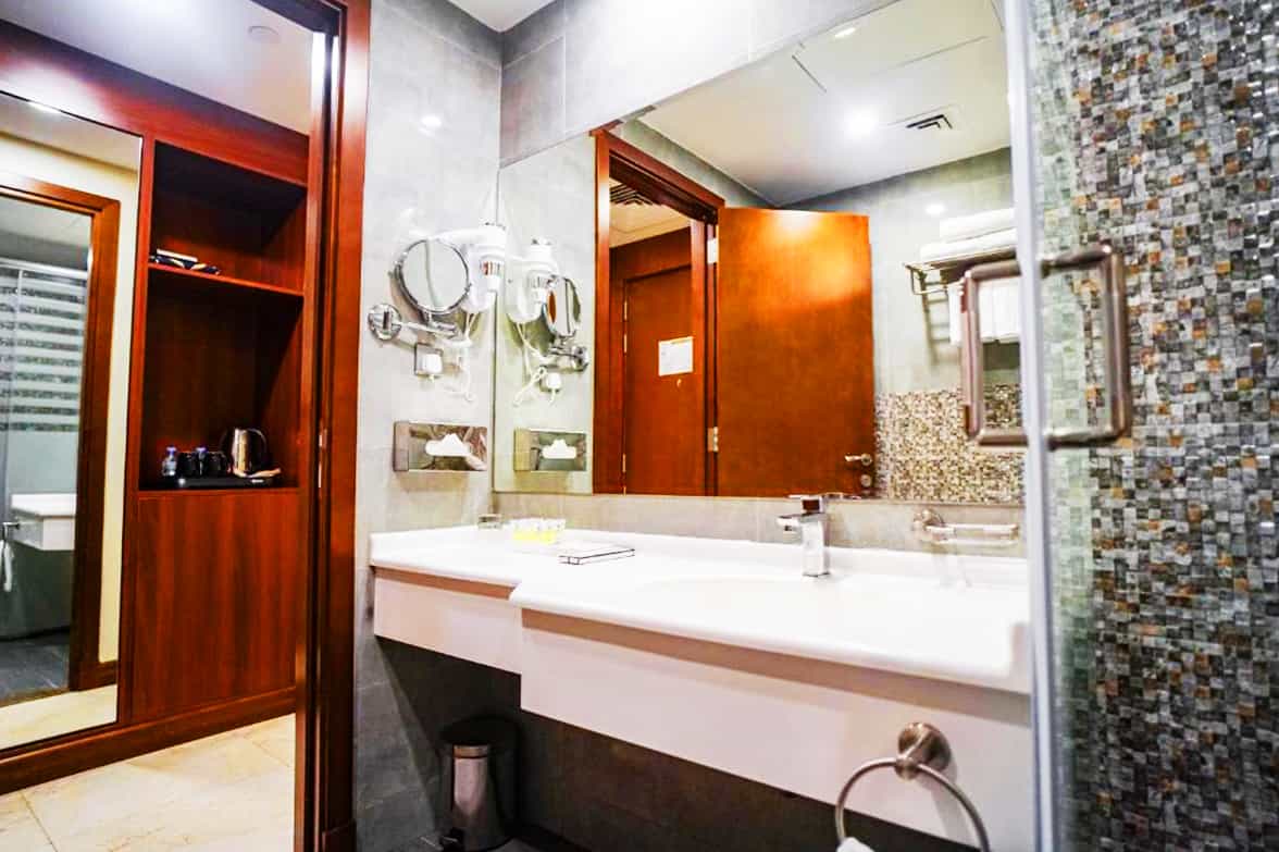 Elegant Washroom Design