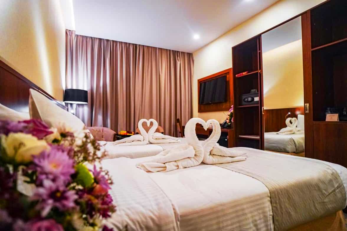 Lavish Bedroom View Amenities